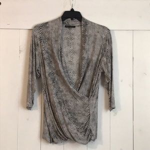 Rose & Olive Tops - Snake print 3/4 sleeve drape front top Rose & Olive Tops - Snake print 3/4 sleeve drape front top
